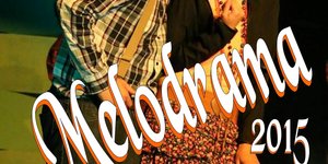 Jonathan en Melissa Doyle is hier besig met die lied â€œNaweeklyfieâ€ van Lianie May & Jay tydens Melodrama Kinder Trust 2015 se uitstekende optredes.  (Foto: Juanita Hage)